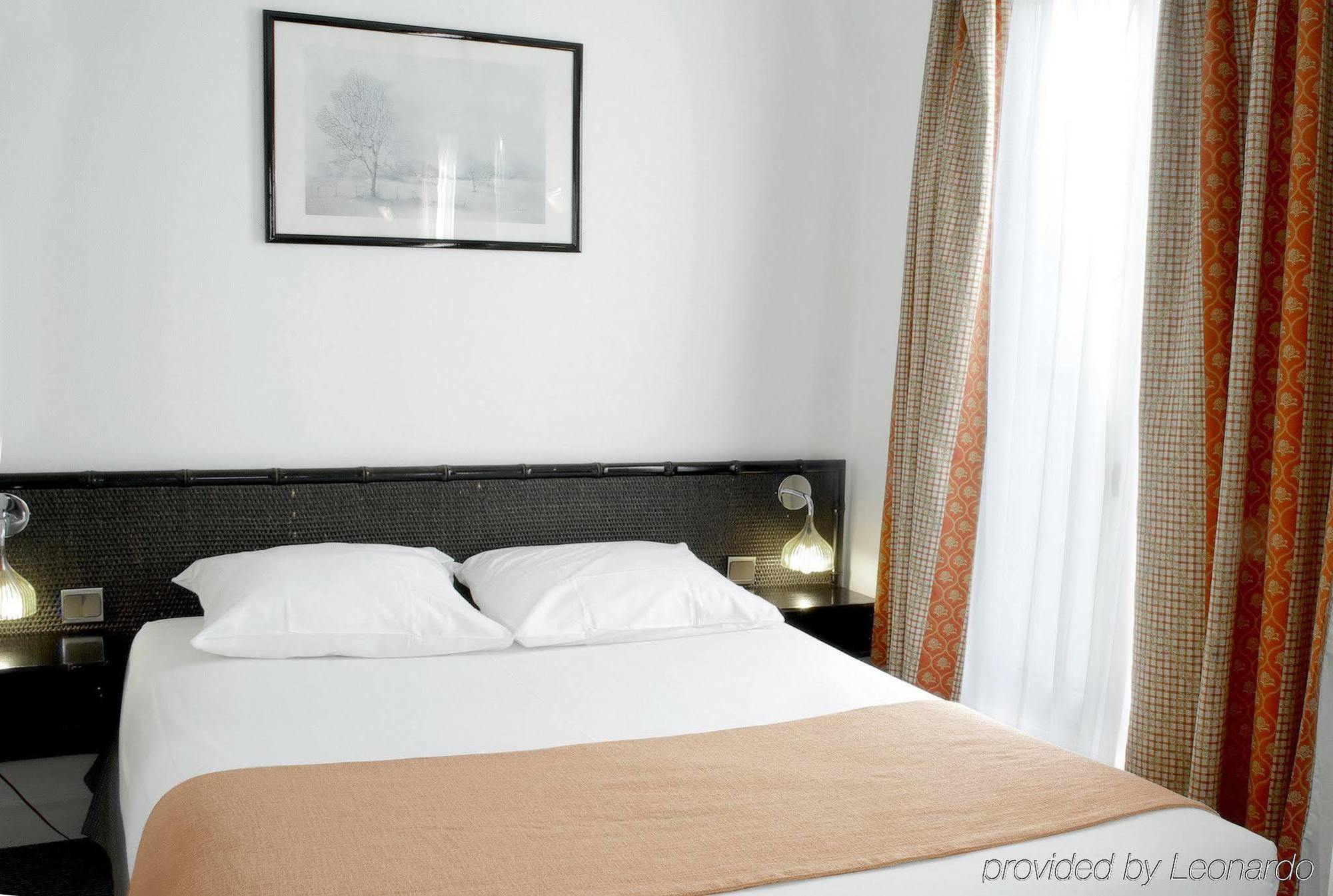 Trianon Gare De Lyon Hotel Paris Room photo